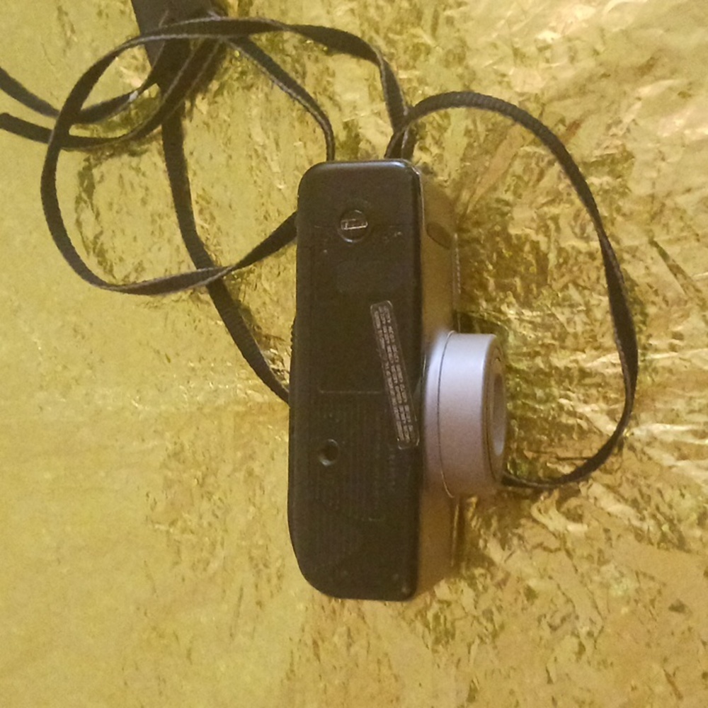 Camera - Picture 6 of 12